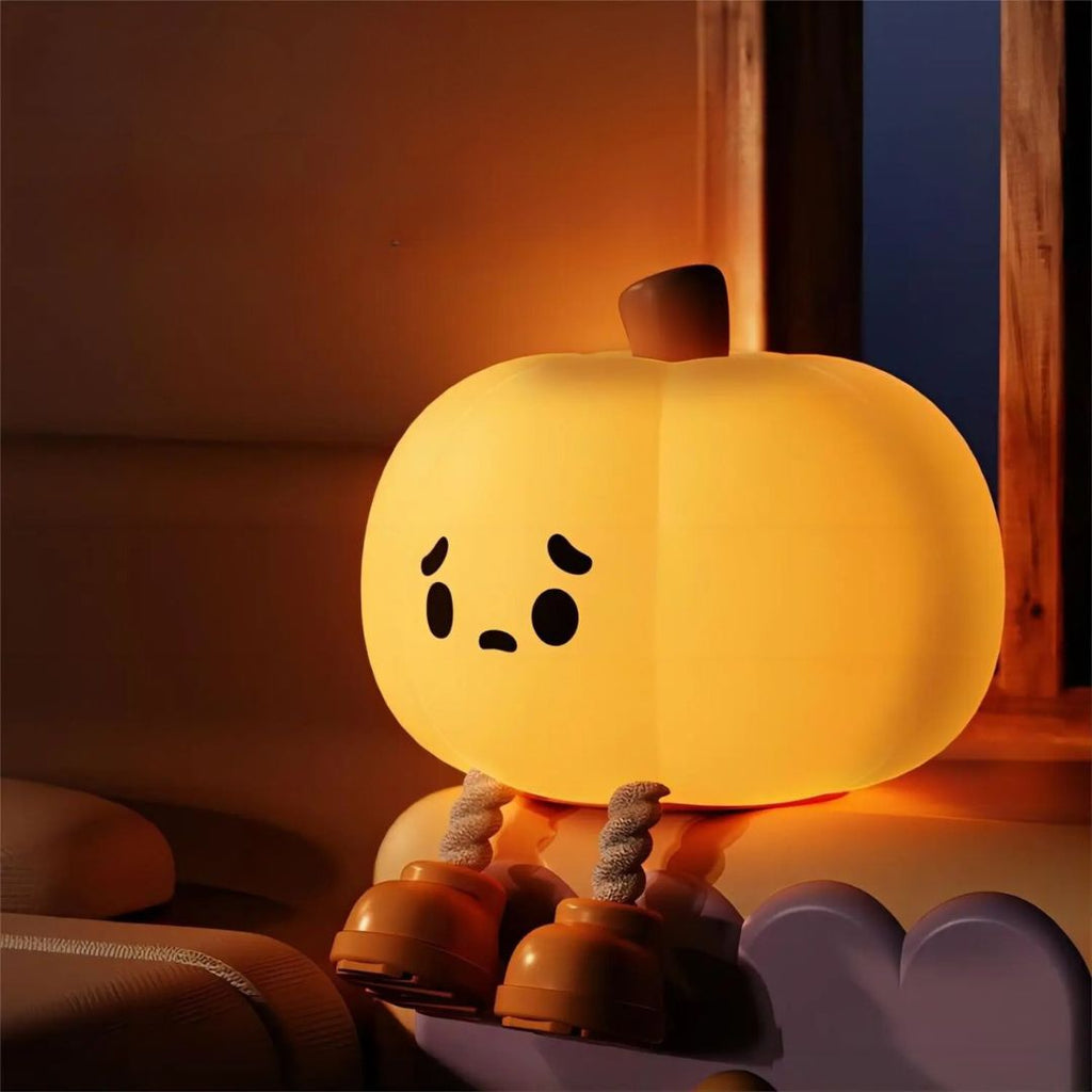 Pumpkin Pout Light